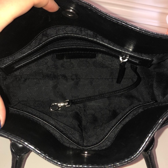 LIKE NEW Authentic Michael Kors Bag - Picture 4 of 7